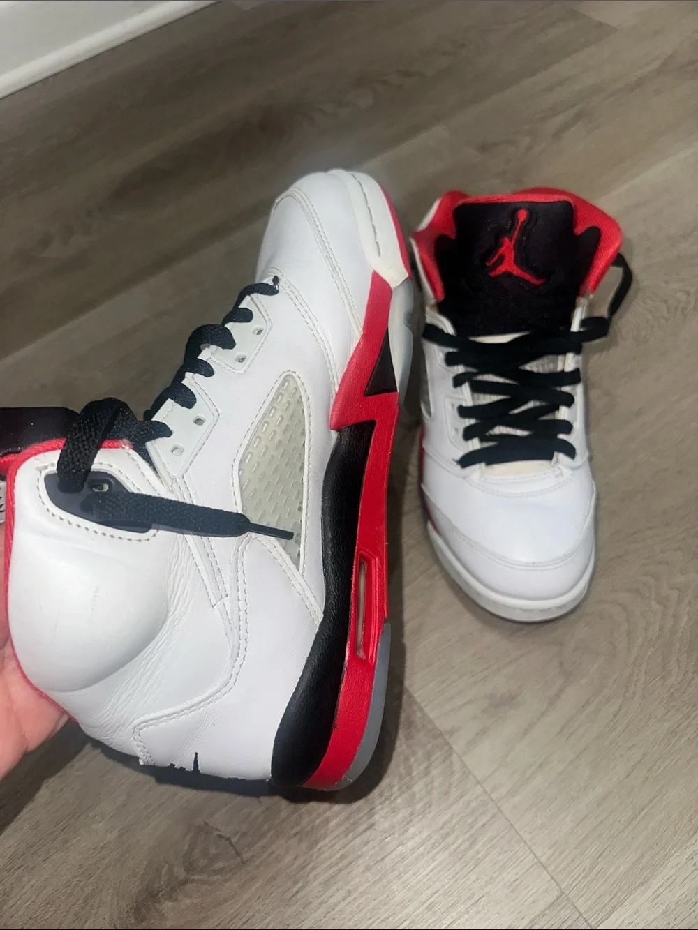 Nike Men’s White Black Red Retro Basketball Sneakers (Air Jordan 5 style)